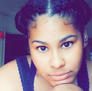 Meet your Posher, Jasmine